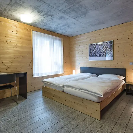 In One - / Swiss Lodge *