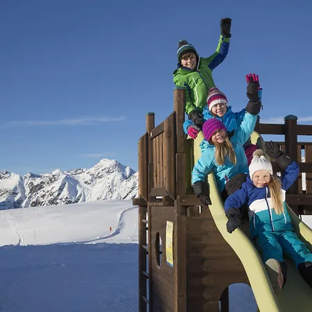 Lodge In One - / Swiss