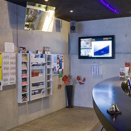 Lodge In One - / Swiss Σελερίνα