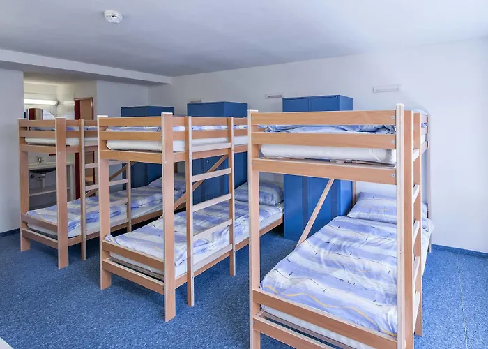 Lodge In One - / Swiss