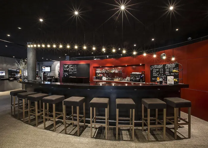 In One - / Swiss Alojamento de Turismo Selvagem Celerina/Schlarigna