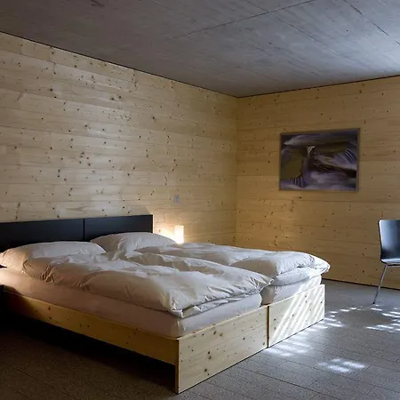 Lodge In One - / Swiss