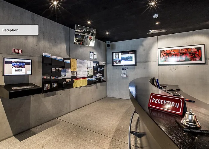 全能酒店 - 旅馆住宿/瑞士小屋