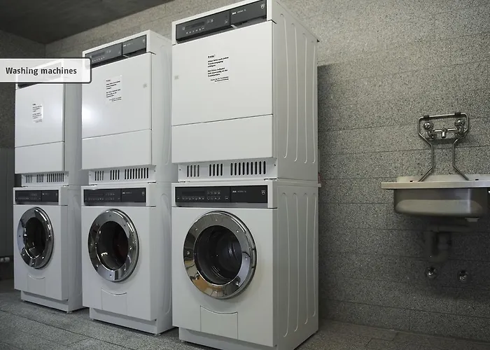 山林小屋 全能酒店 - 旅馆住宿/瑞士小屋 *