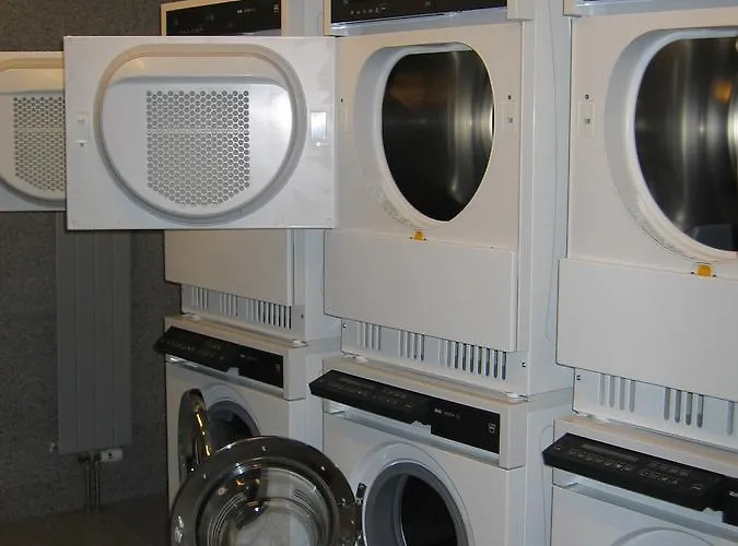 全能酒店 - 旅馆住宿/瑞士小屋 *